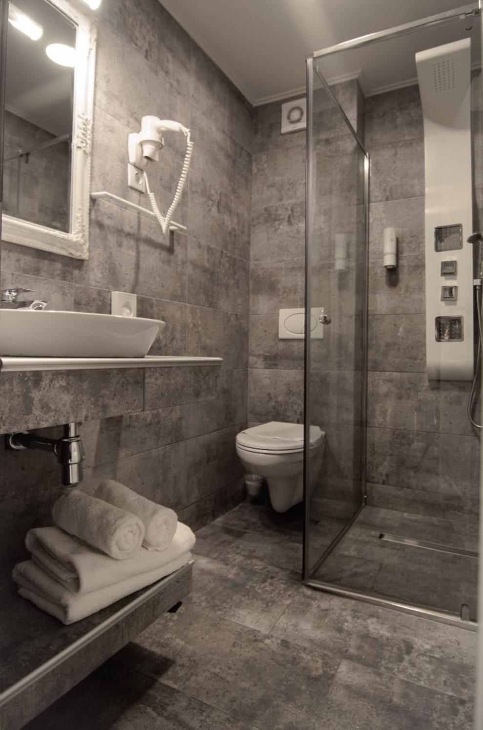 Casa Emilia Hotel Vajdahunyad Szoba fotó